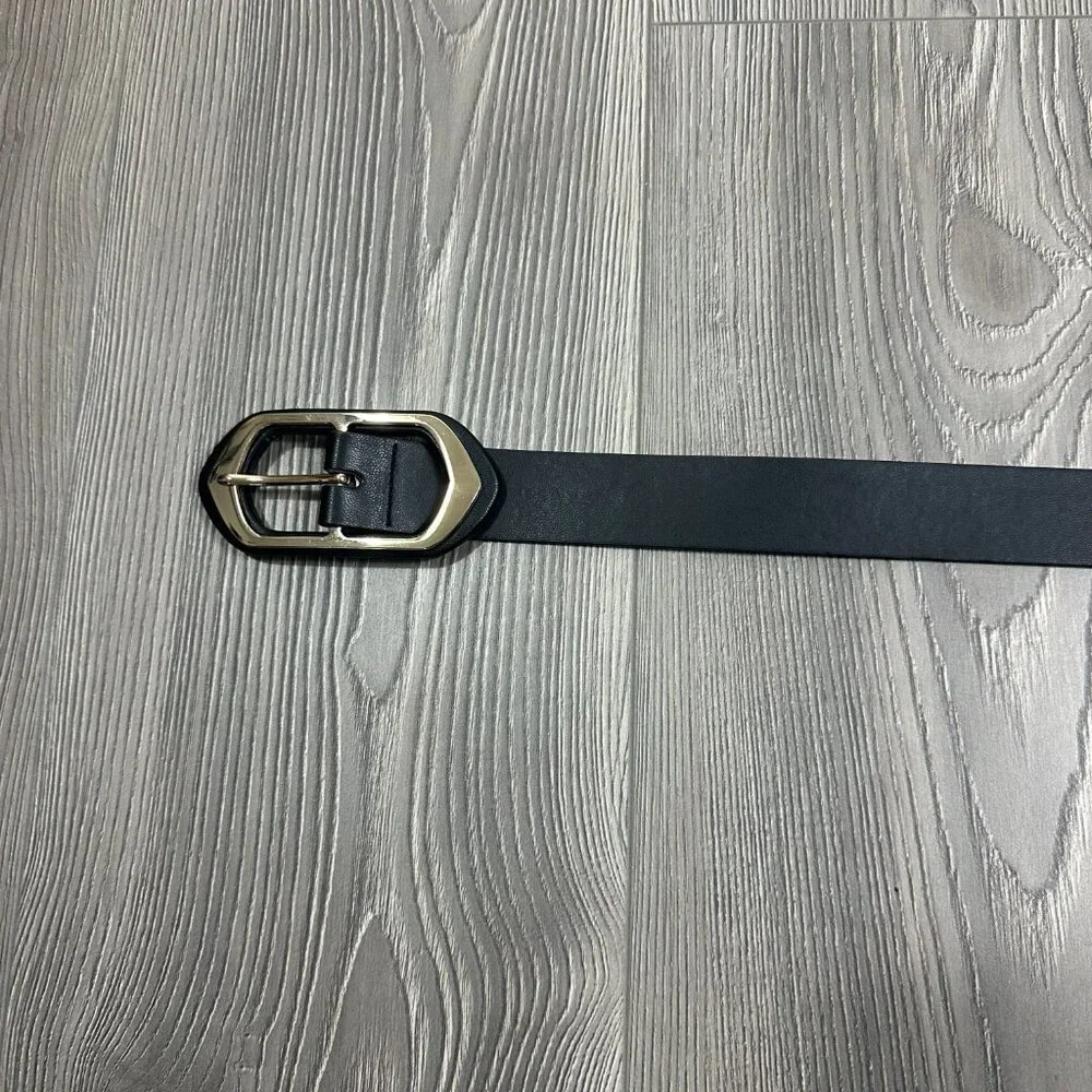 Vince Camuto‎ Black Faux Leather Belt Gold Geometric Buckle Size L - Picture 2 of 4